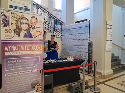 Anowi.fun Fotobudka Tarnów imprezowe atrakcje